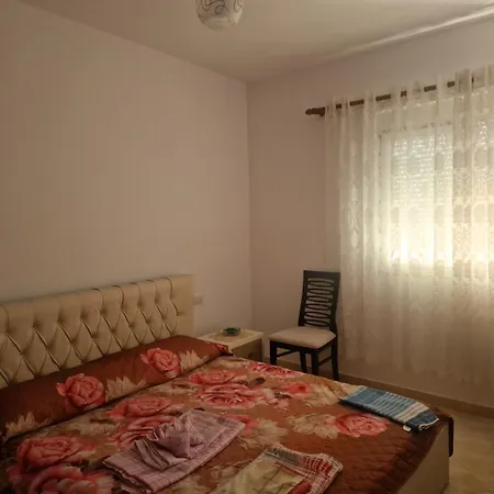 Samo's Apartment's * Wlora