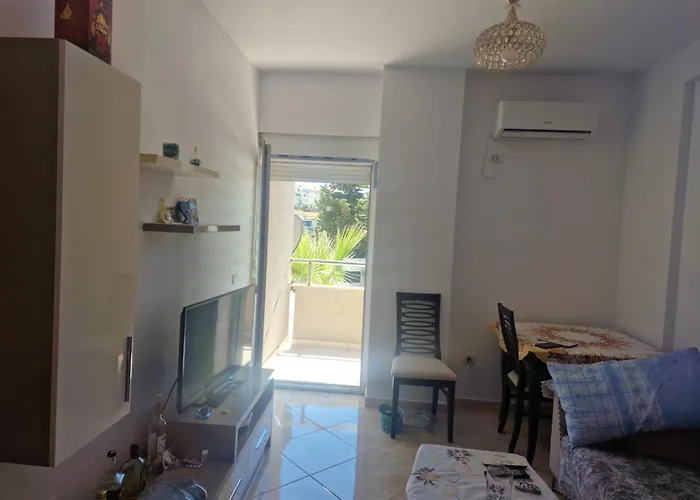 Samo's Apartment's *