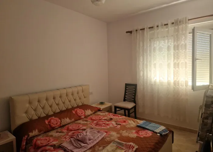 Samo's Apartment's * Wlora